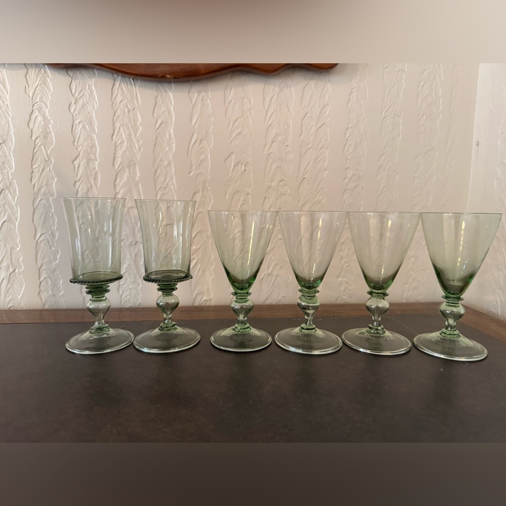 6 rare green juliska glasses